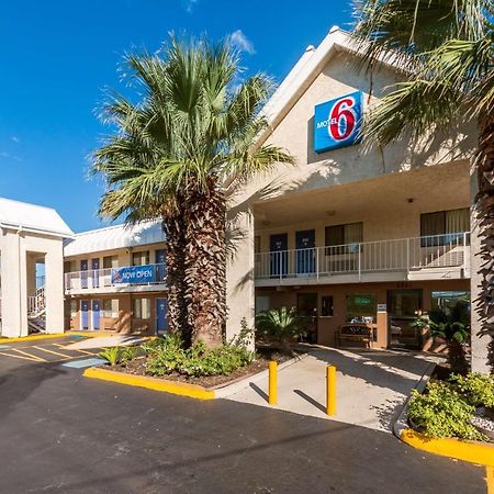 Travelodge By Wyndham San Antonio Lackland Afb North Exterior photo