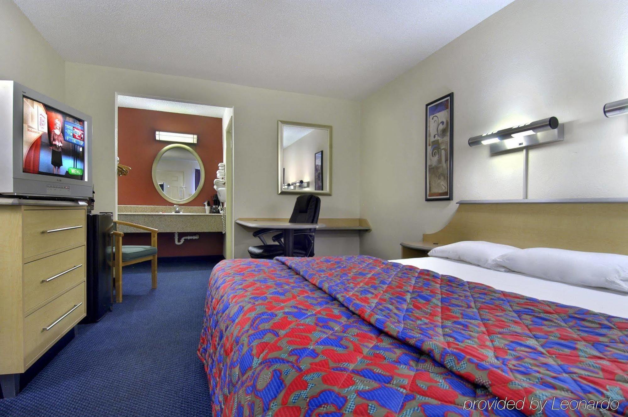 Travelodge By Wyndham San Antonio Lackland Afb North Exterior photo