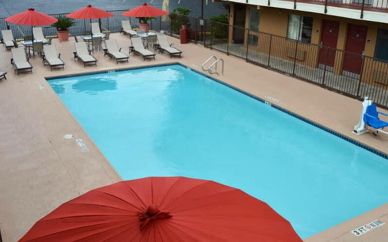 Travelodge By Wyndham San Antonio Lackland Afb North Exterior photo